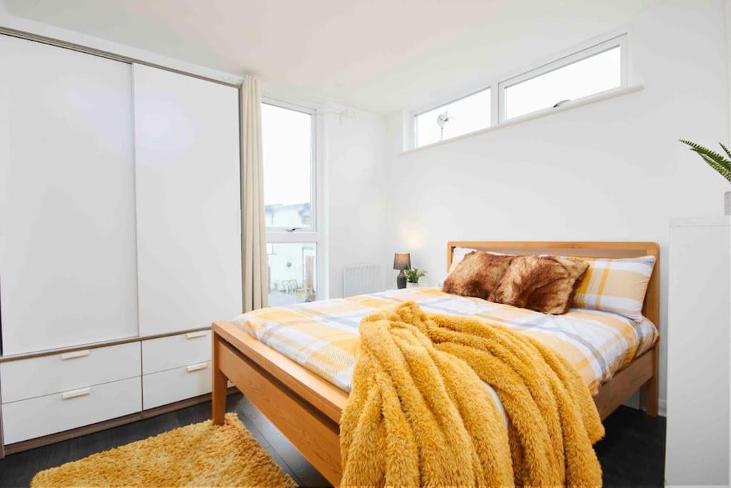 Dellehomes- Free Parking, Wfh, Family-Friendly Manchester Bagian luar foto